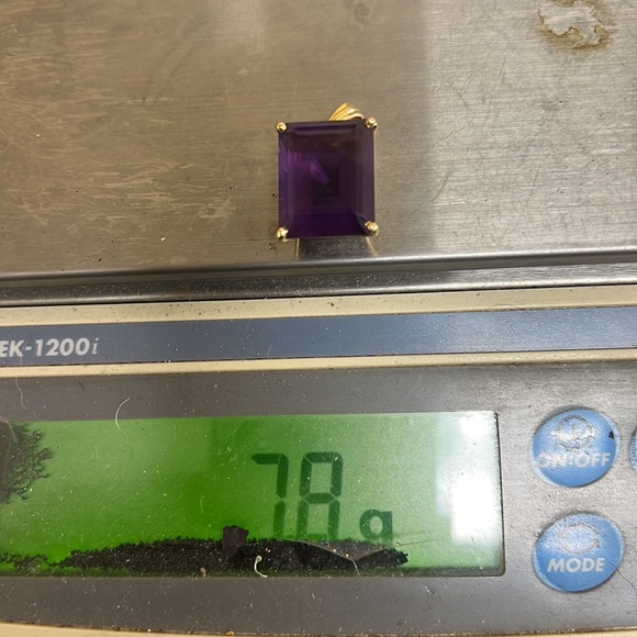 Amethyst 18K Solid Gold Pendant - Picture 7 of 7
